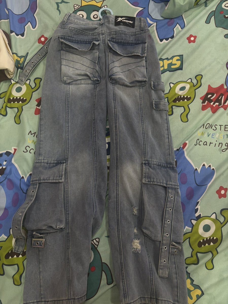 ขายเสื้อผ้าไปวันๆ tweet media