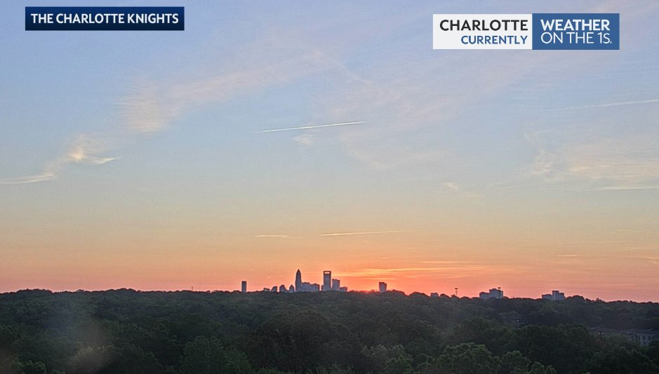 Daybreak on a cool Wednesday morning. #ncwx #cltwx #wncwx #triadwx