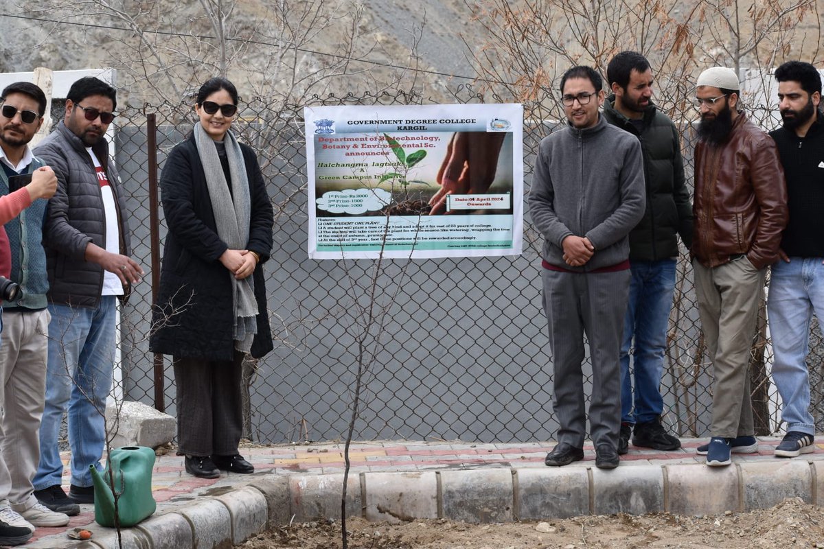 gdckofficial's tweet photo. Annual Plantation drive Lchangma laktsuks-2026,saplings of 50+ Apricot trees planted  promoting GoI initiative of "one district one product",enriching botanical garden through #DBT star college.@DrJitendraSingh @gariimadbt @LadakhSecretary @rajesh_gokhale @ashishkundra https://t.co/o13x0hohOO