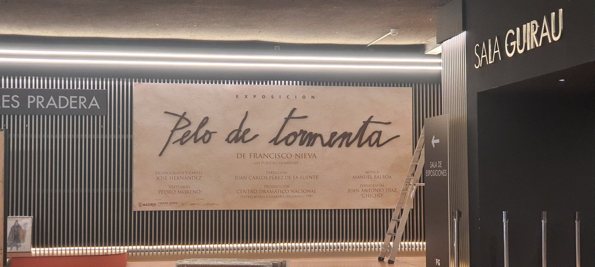 floresdesign_io's tweet photo. Días de montaje.
Próxima inauguración exposición "Pelo de tormenta. Homenaje furioso a Francisco Nieva", Centro Cultural Fernán Gómez, 14/04, 18,00 h.

https://t.co/F8WvlbSNKE

#byFloresDesignio #teatro #DiseñoGráfico #Madrid #Exposiciones #FranciscoNieva #teatrofernangomez https://t.co/x5H3OOtooy