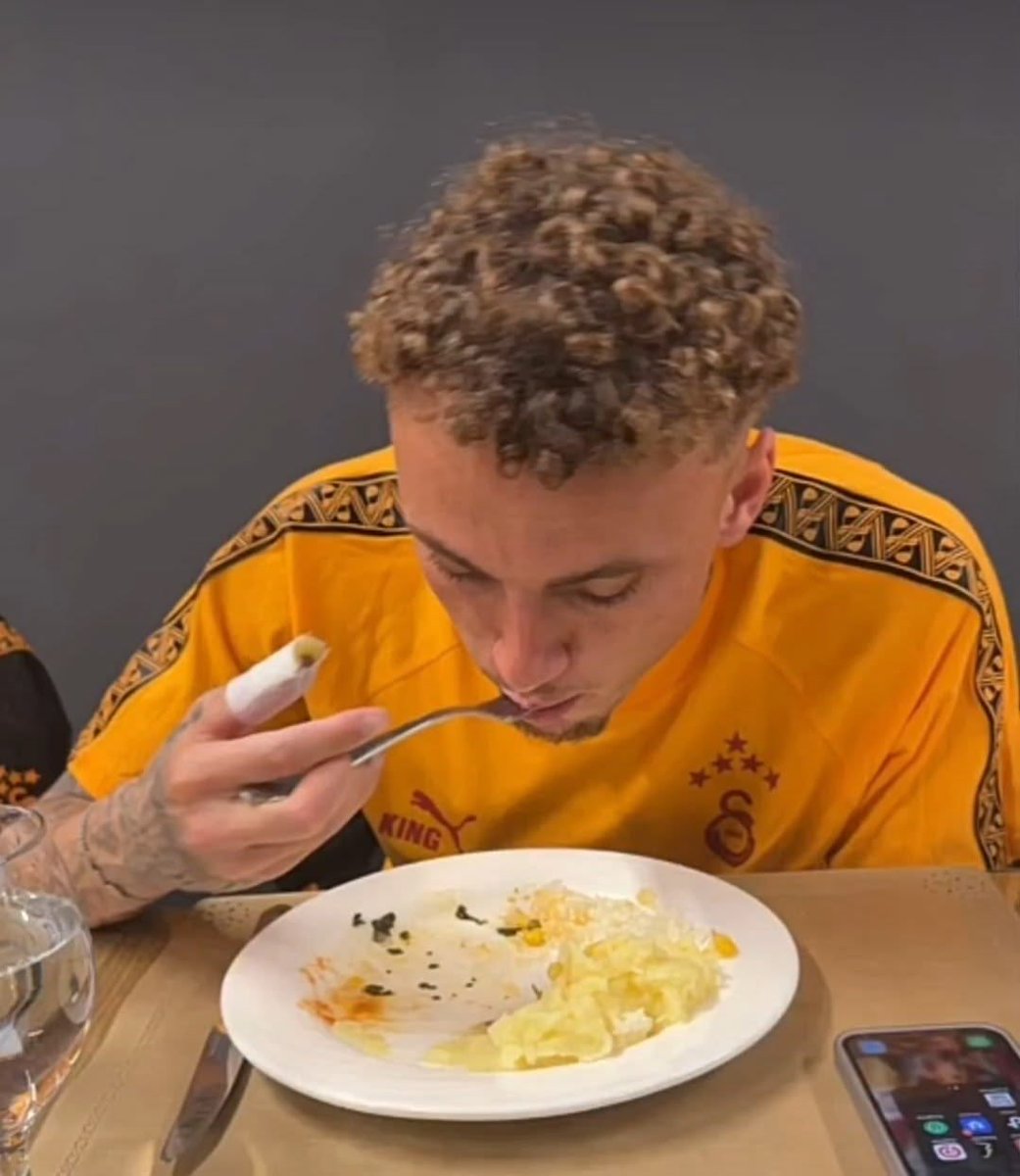 ἀνδρός tweet media