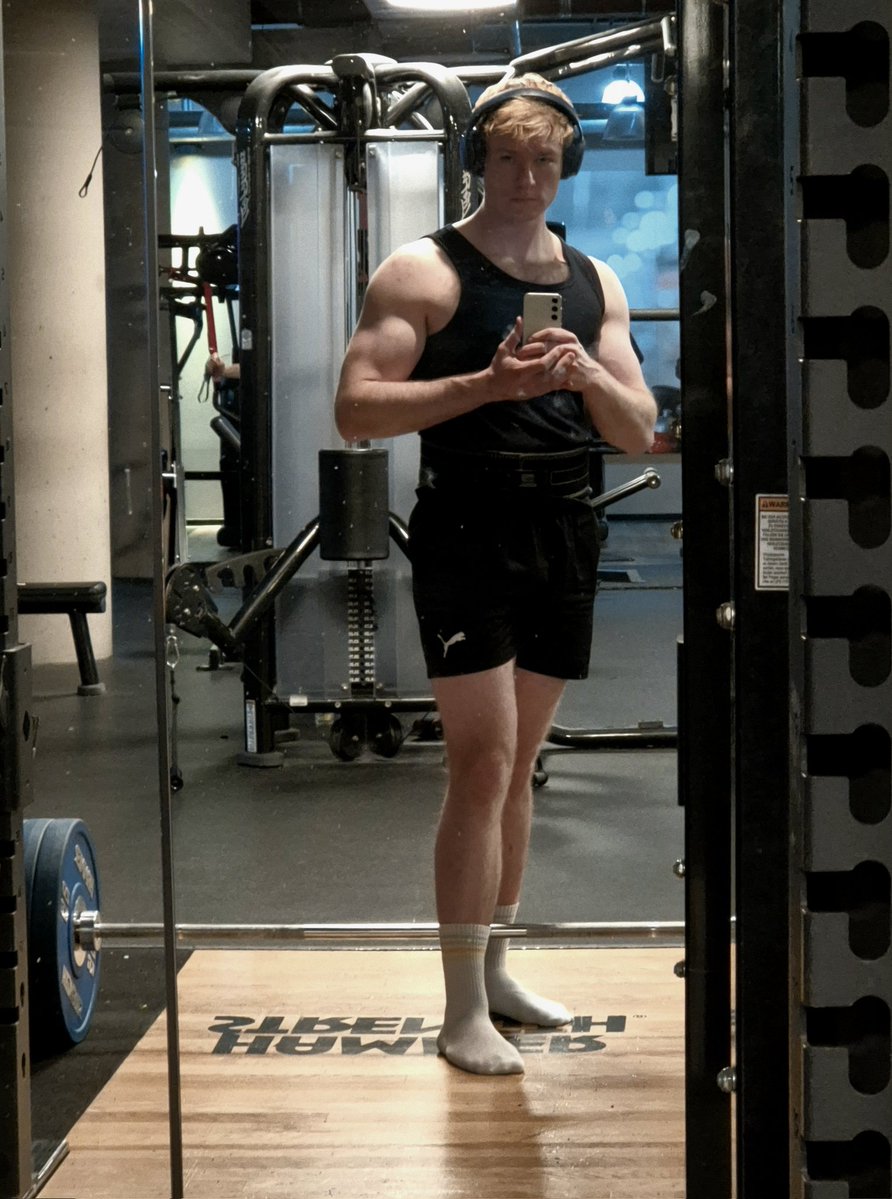 Utah Fashion Wife tweet media