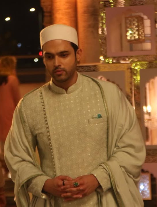 AKHI 💅 tweet media