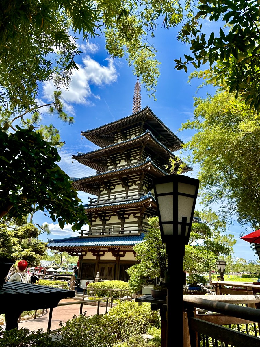 HyperionPodcast's tweet photo. Happy #WorldShowcaseWednesday Friends! We hope your mid-week travels find you somewhere absolutely beautiful. Have a magical day! https://t.co/ypglyzNcvb