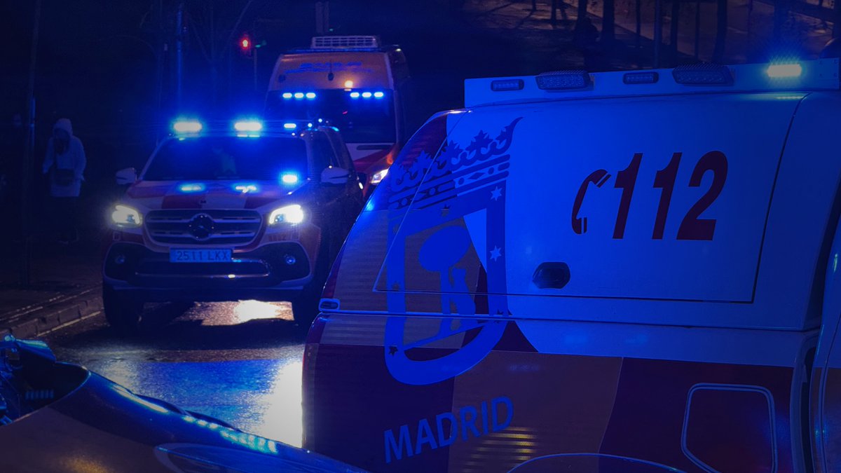 SAMUR_PC's tweet image. Día y noche🆘🚨🚑
24/7 al servicio de Madrid. SAMUR-Protección Civil.
Siempre listos. Siempre contigo.💙

#Emergencias #Madrid