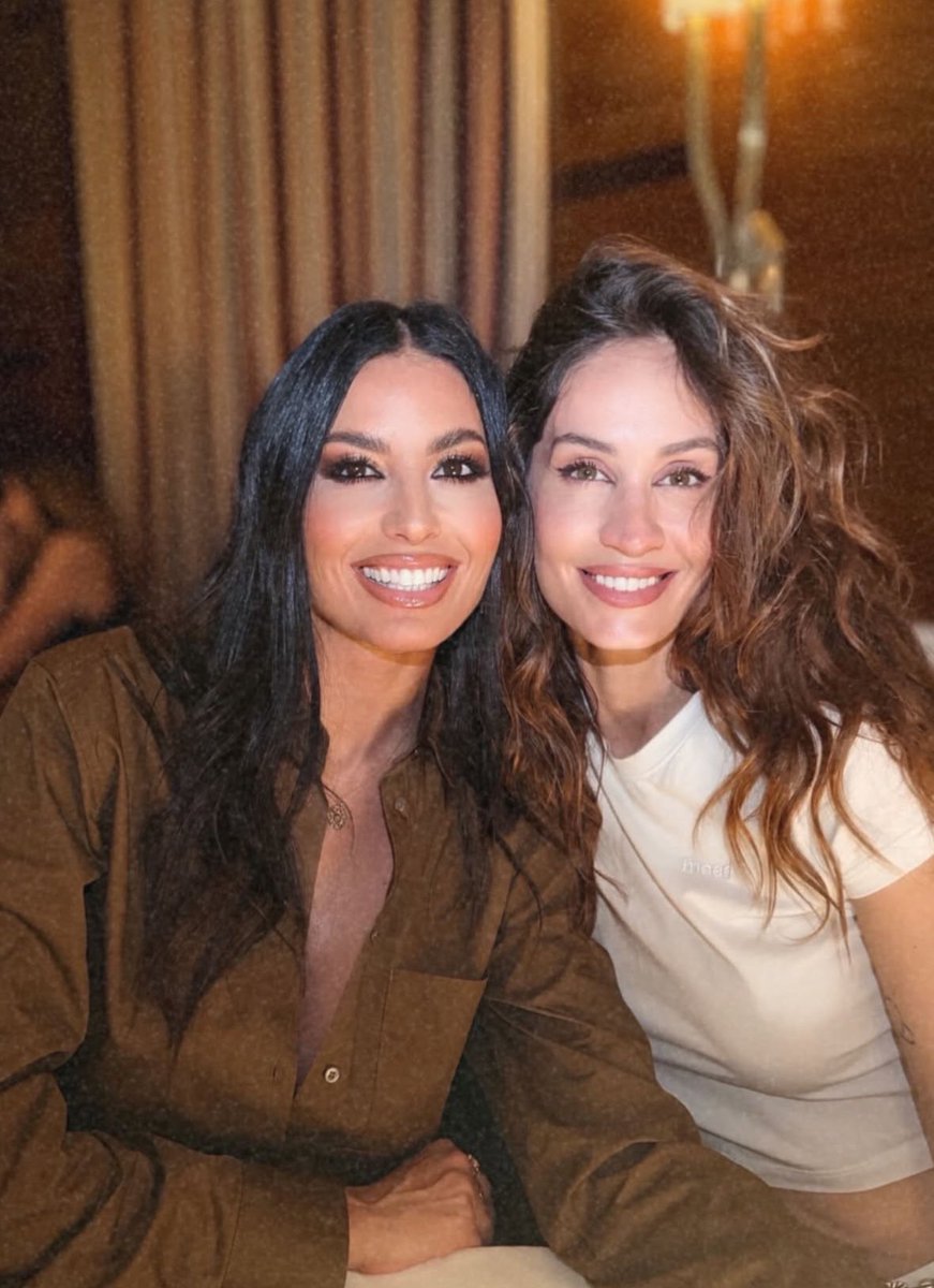 𝓛𝓪𝓒𝓻𝓲 💙🖤 (ero Santero)) tweet media