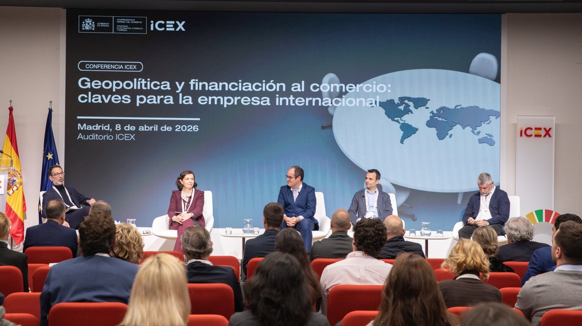 ICEX_'s tweet image. 🗺️ La #geopolítica y la #financiación en el #comercio #internacional, así como sus implicaciones clave para la #empresa, han sido el eje de una jornada organizada por @ICEX, que ha reunido a empresas interesadas en comprender y anticipar los riesgos del entorno global.

🌍 ICEX