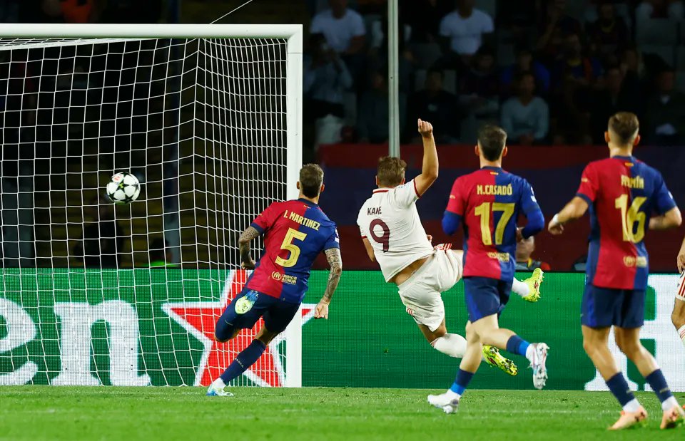 Sid_SZN's tweet photo. Kane has scored AWAY at Emirates, Barcelona, San Siro, BayArena and now in Bernabeu in Crucial UCL ties in the past 3 years.

But he doesn't turn up in big games apparently 😂😂 https://t.co/R3DXuCs1g9