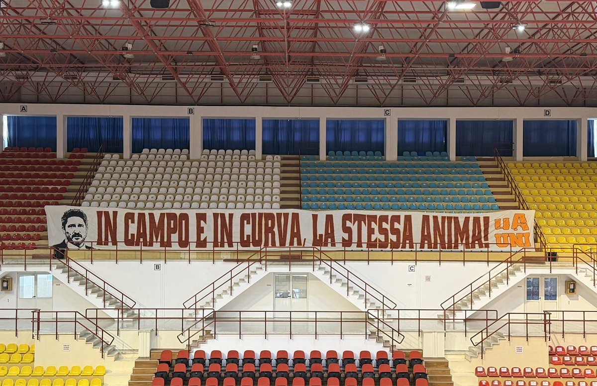 IN CAMPO E IN CURVA, LA STESSA ANIMA! 

#ultrAslanUNI