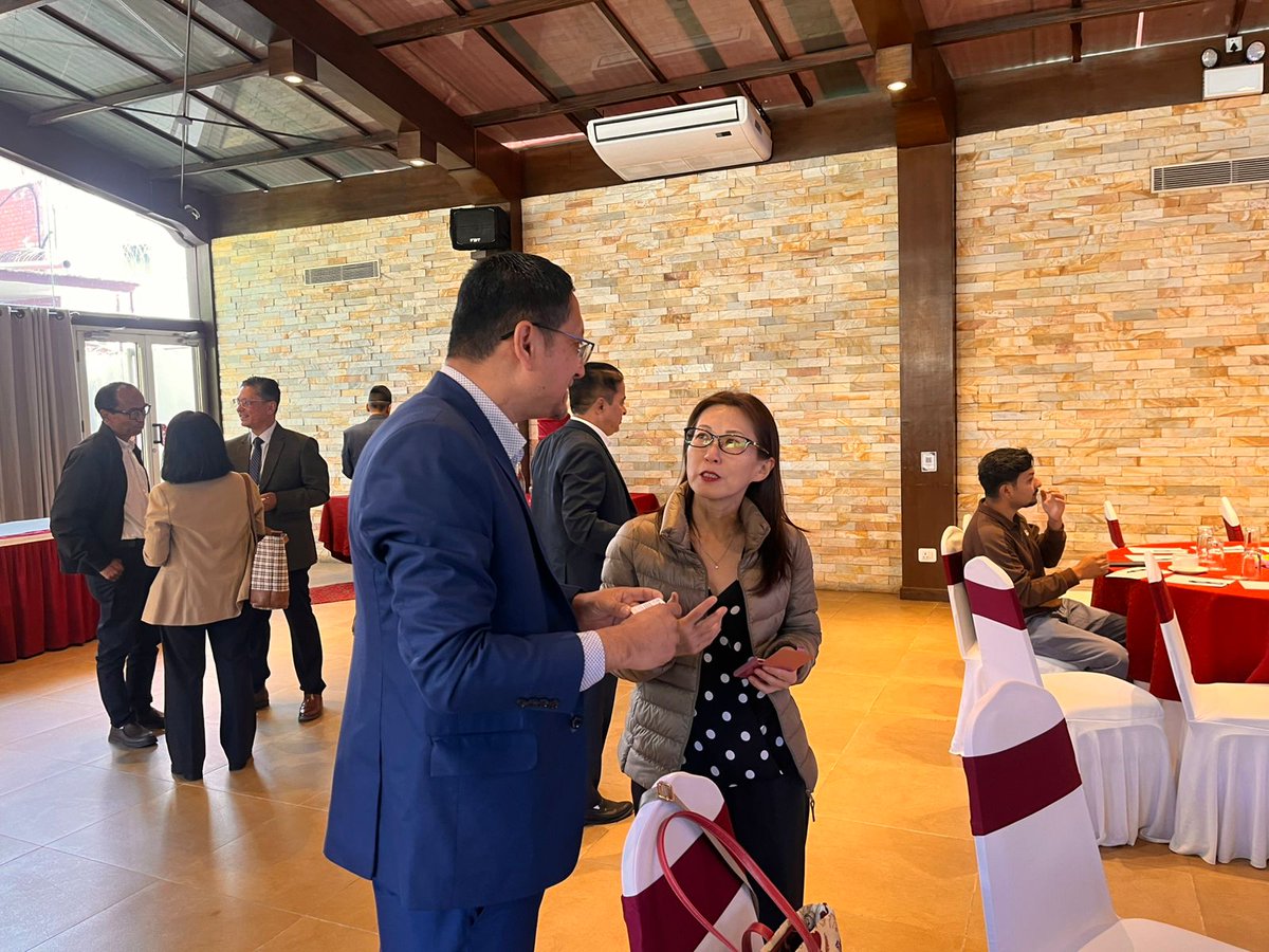 npBritish's tweet image. A conference on “Work-Based Training and Green Skills: Connecting UK Experiences to Nepali Context” was held on 23 March, convening stakeholders from Nepal and the UK to advance dialogue on apprenticeships, employer-led training and green TVET. 

#GreenSkills #WorkBasedLearning