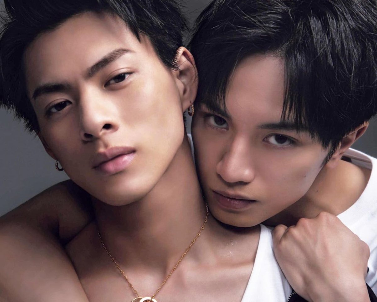 裸の少年 tweet media