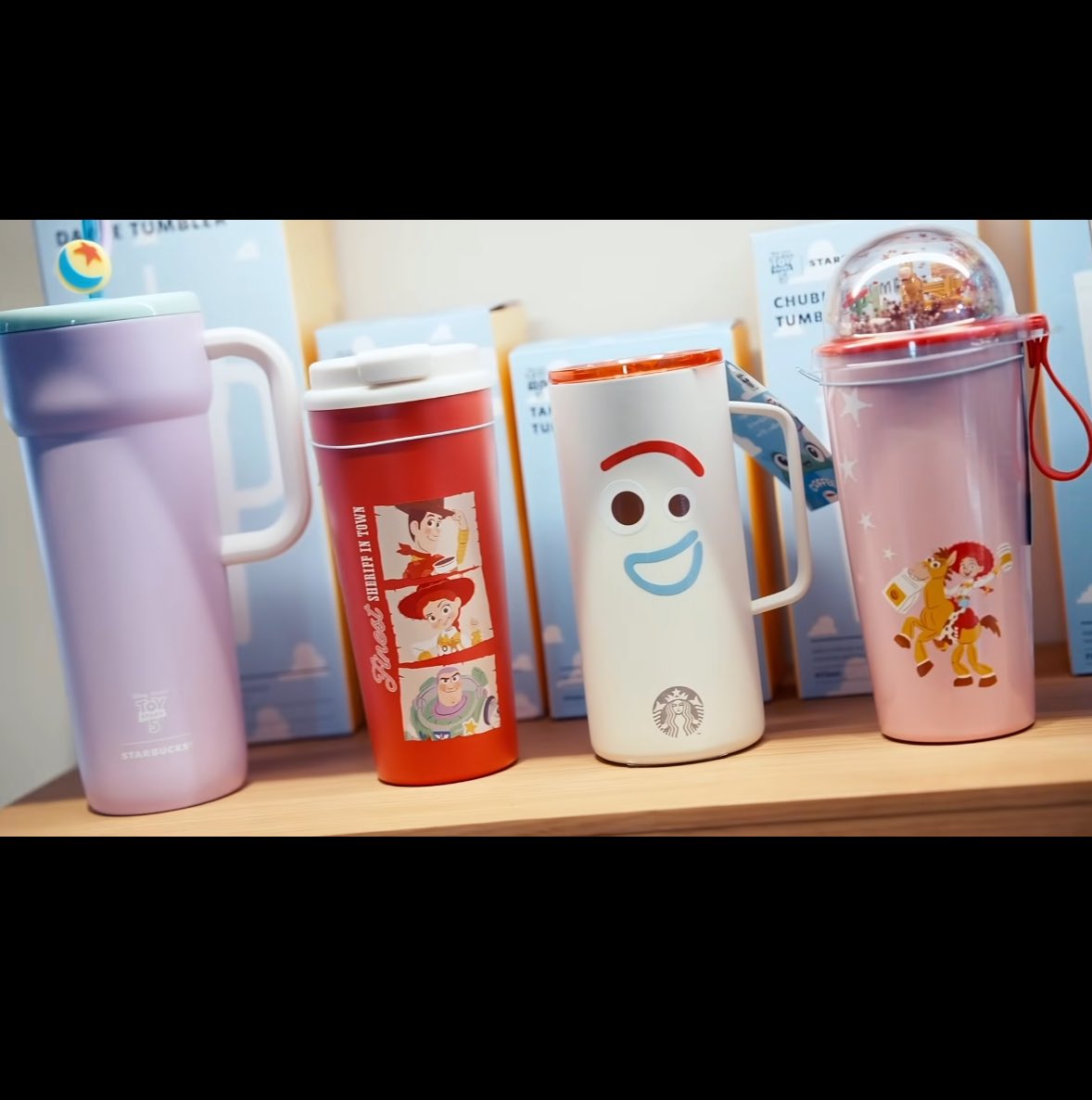 tsuki🌕 tweet media