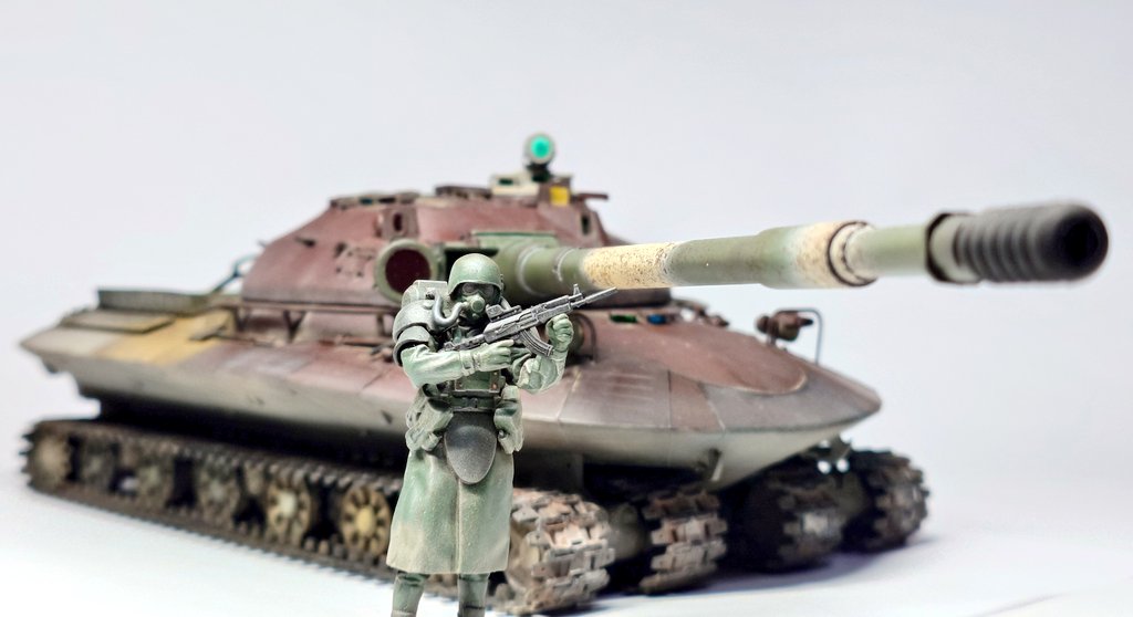 ドングリ tweet media