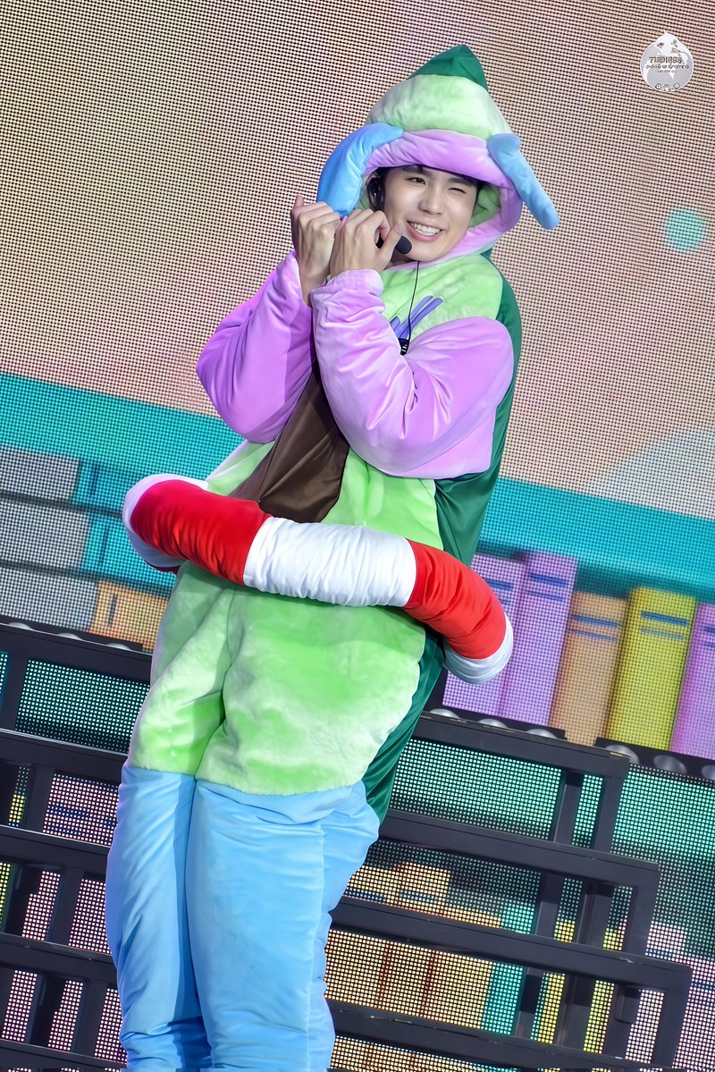 ว-า-ฬ-ห-มี-ข-า-ว (𝚃𝙽-𝙵𝙱-𝙹𝚂) tweet media