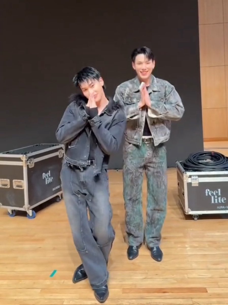 หญิงมาย ft.คุณพิทคุณกัน 🦖🚗 tweet media