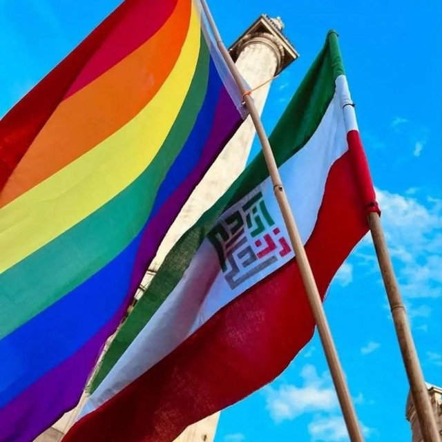 Hmidimehran's tweet photo. زن، زندگی، آزادی

برای دنیایی بهتر، آزاد و برابر
ما پیروز خواهیم شد...

#زن_زندگی_آزادی https://t.co/OsbePFNShW