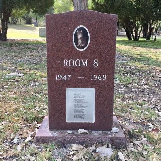 Papa Woof und Krampus und Bleaken tweet media