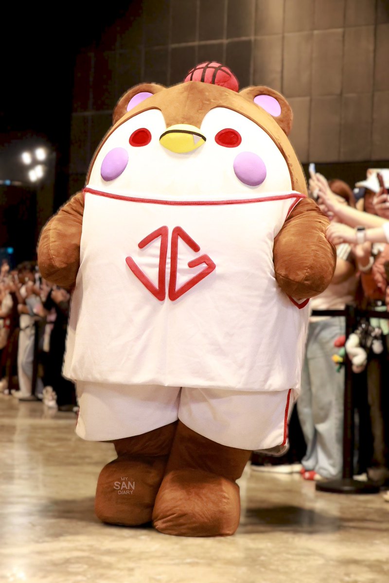 ₊°。❆ mySANdiary ❆。°₊ tweet media