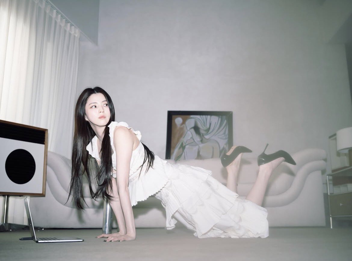forever_Sohee's tweet photo. 사랑해 마지않는 https://t.co/FsQDqxF7Zh