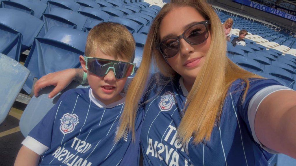 bethccfc08's tweet photo. BLUEBIRDS💙💙🫶🏽 #CityAsOne https://t.co/AkEKVUEv2D
