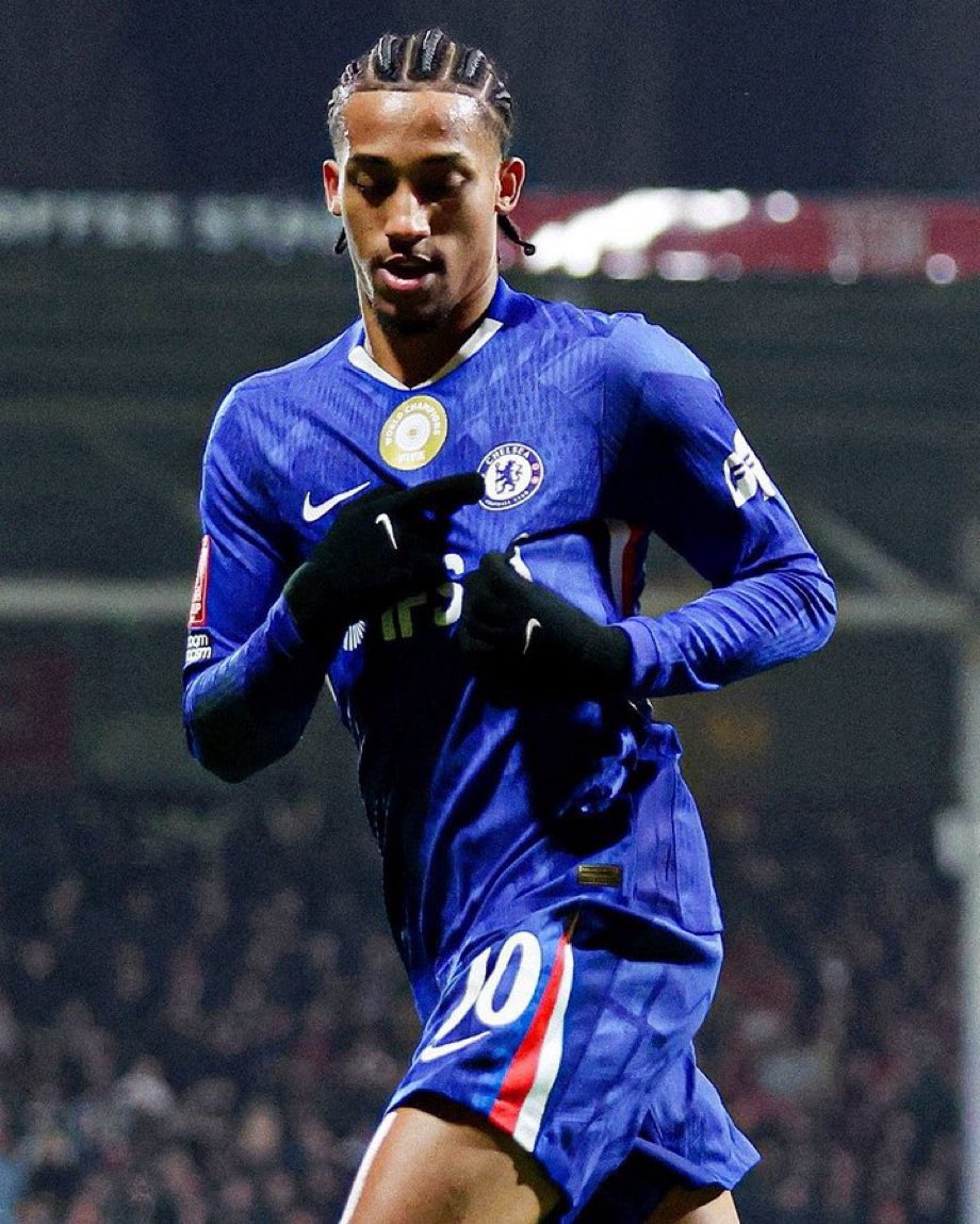 GiftedHands tweet media