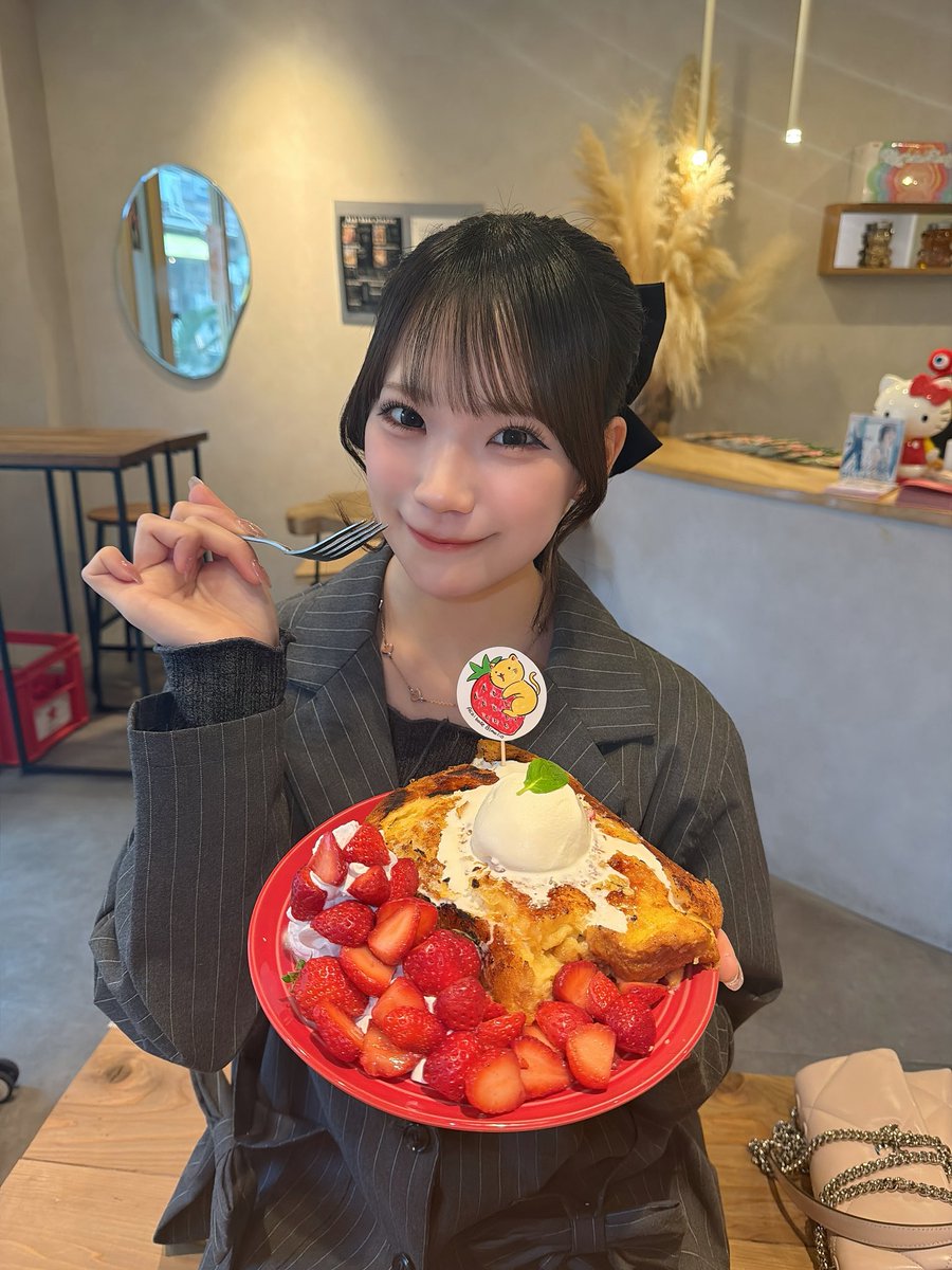 蒼井 風音@LOTUS MARRY tweet media