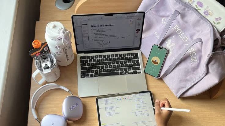 ~auline~ tweet media