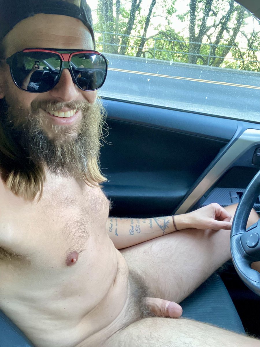 ManlyInstinct's tweet photo. Need a ride?
#NakedDrives #HairyMen #OutForARide #Gay #SummerSunshine #Nudists #NudistMen https://t.co/cUyMhKPEs3
