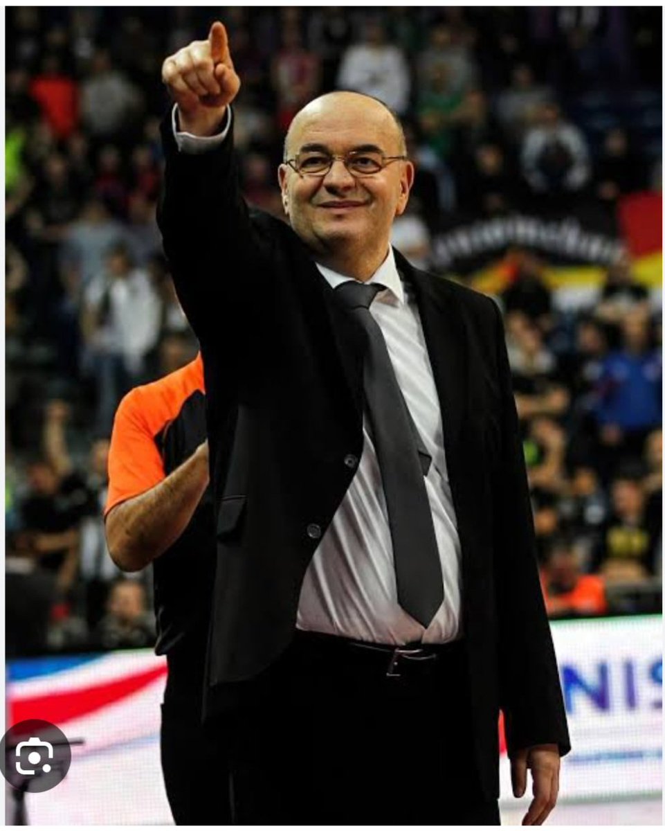 Bilo je lako voleti Partizan!
Počivaj u miru!🖤🥀🖤