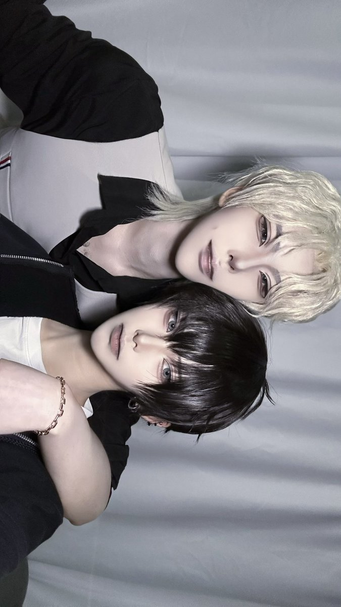 #LowTideinTwilight #물가의밤