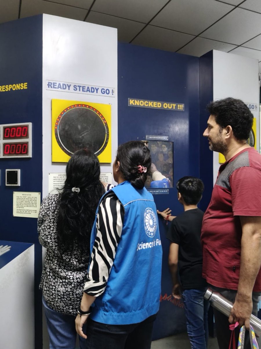 NSC_Delhi's tweet image. Making Science Simple!🏛️🗣️
Our communicators at @nsc_delhi love interacting with visitors!✨
They are explaining scientific brilliance behind India’s technological heritage
Turn your curiosity into knowledge during your next visit!🧠💡
#NSCDelhi #ScienceCommunication #Heritage