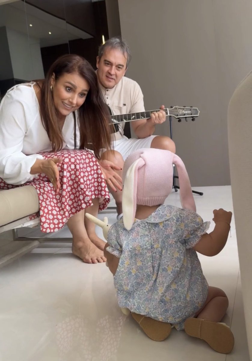 dani tweet media