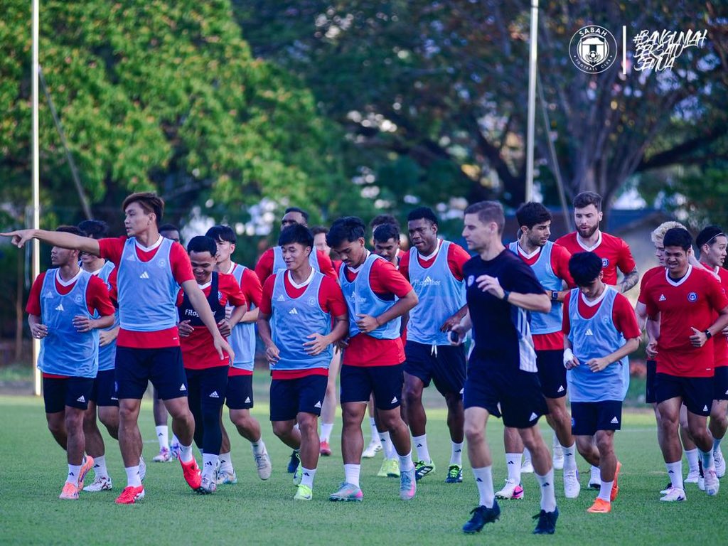 SabahFCofficial's tweet image. Training session today 

11 Apr | Selangor vs Sabah
✈️ MBPJ Stadium

#SabahFC #SabahMajuJaya #BangunlahBersatuSemua