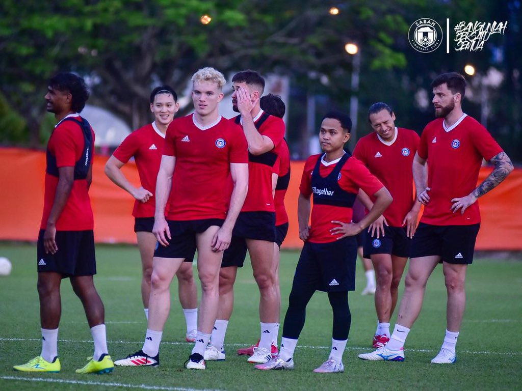 SabahFCofficial's tweet image. Training session today 

11 Apr | Selangor vs Sabah
✈️ MBPJ Stadium

#SabahFC #SabahMajuJaya #BangunlahBersatuSemua