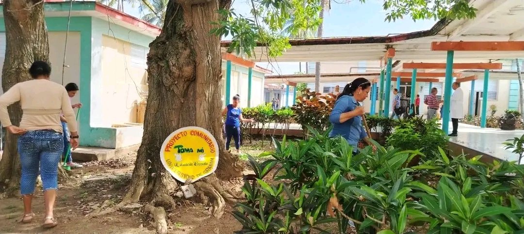 BeltranReynier's tweet photo. #TodasLasManosTodas 🇨🇺✊#Hoy se realizó Tarea de Impacto en el Hospital Infantil Hermano Cordové de #Manzanillo. Proyecto Extensionista: Toma mi mano.
#TodoXMiCiudad
#UDG https://t.co/Jbfkl2eUEi