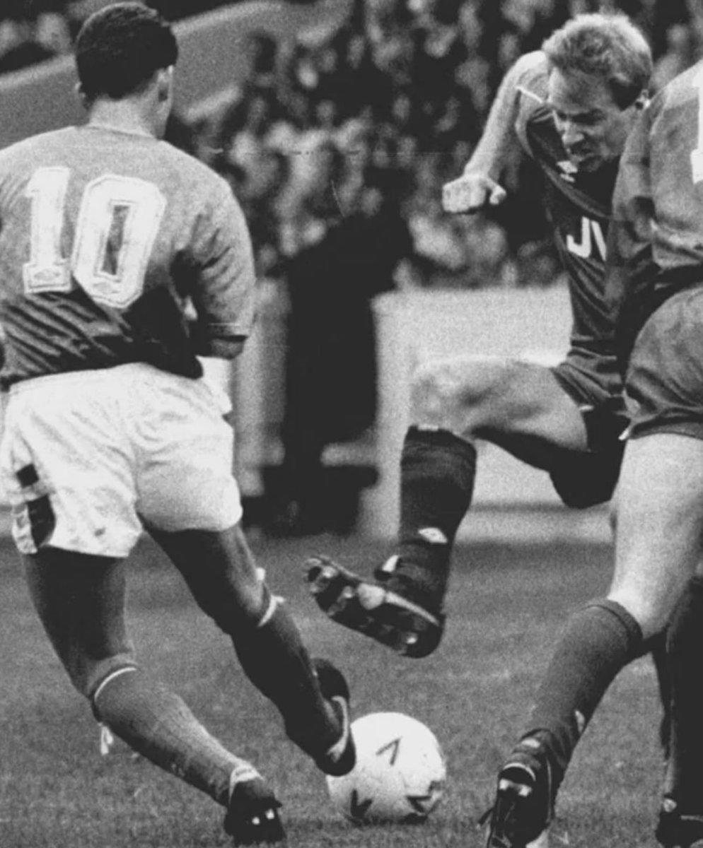 byebyesnp tweet media