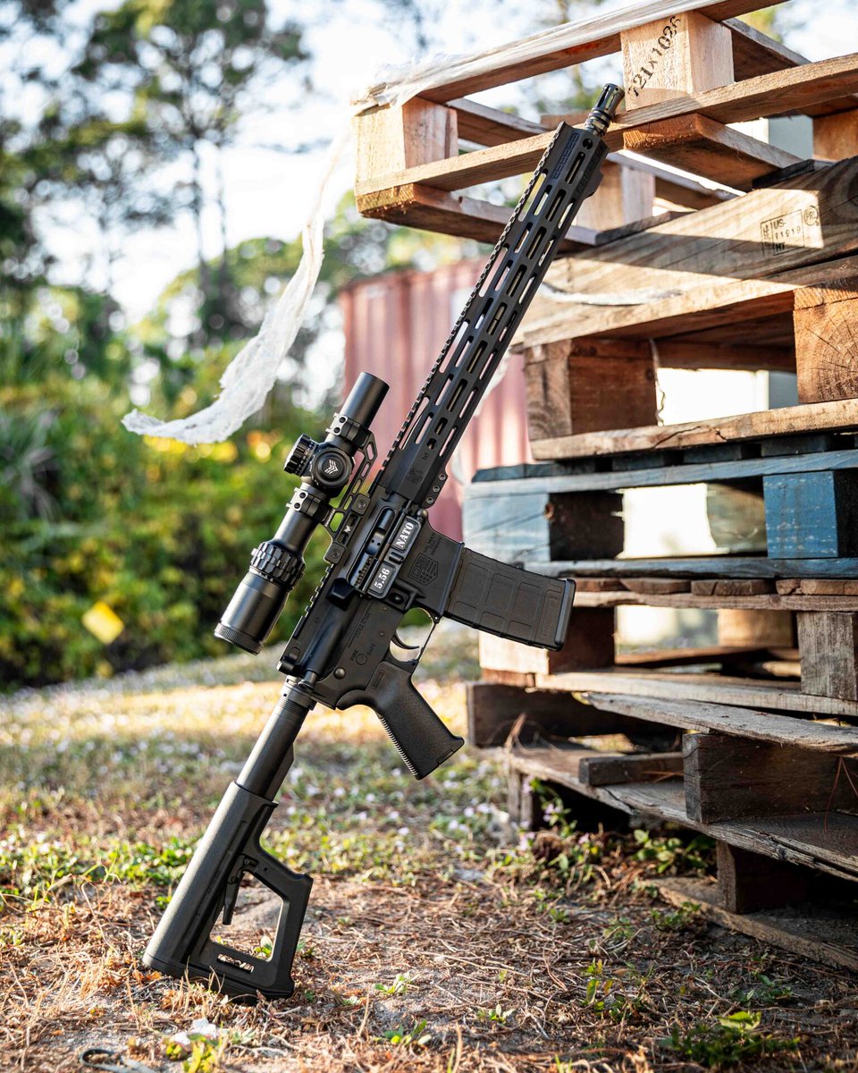 DBFirearms's tweet image. A rifle that bridges what was handed down with what’s carried forward.

 #AmericanMade #BuiltToRun #DB15 #PewPew #AR15 #CarbonSeries