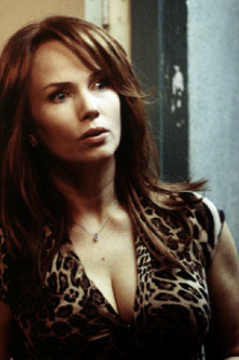 emilybwebb's tweet image. Watching the film Identity (James Mangold 2003) with my 16yo. I saw this at the movies when it came out and I loved it. Great cast. Explaining all the actors to her (she knows some of them). Hail Rebecca De Mornay! #films #movies