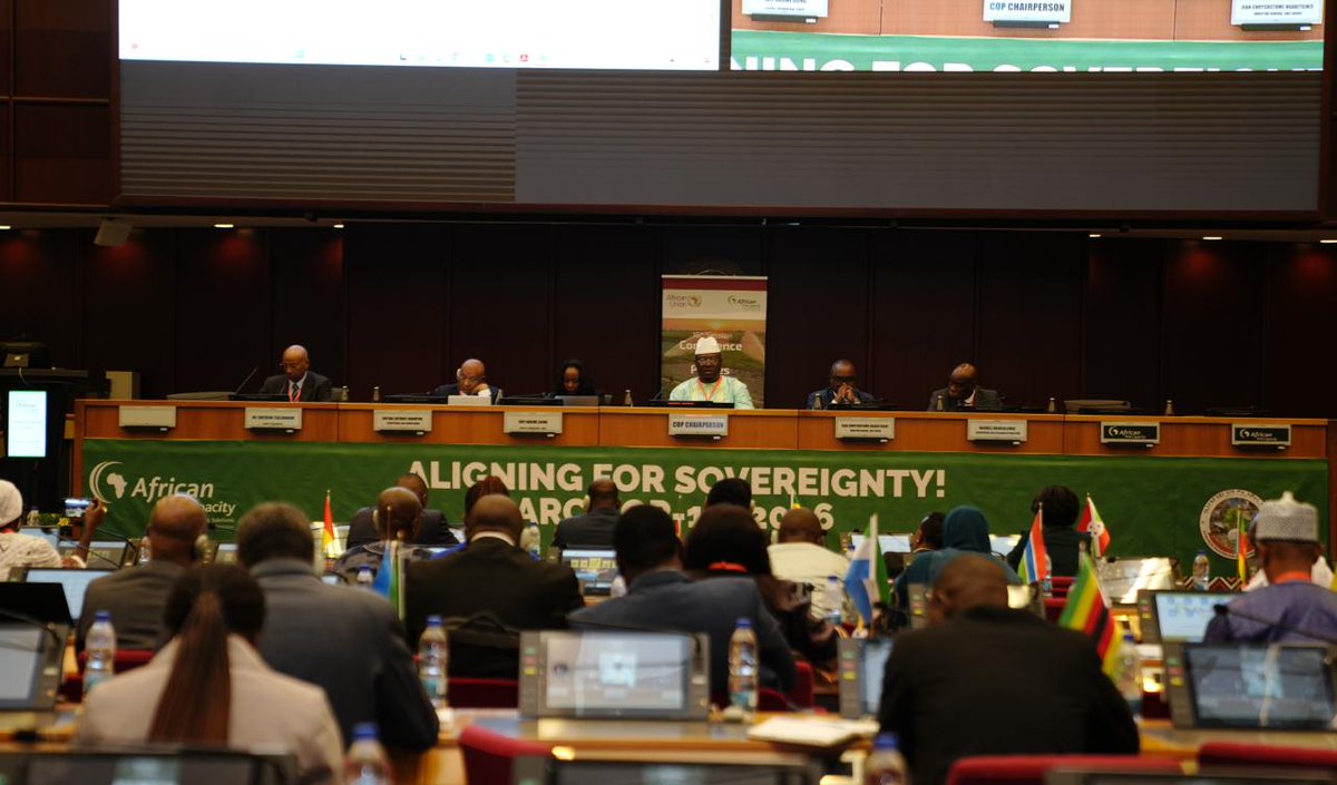ARCapacity's tweet image. #HappeningNow in Addis Ababa:
The 16th #ARC COP has opened with ~25 Member States &amp;amp; partners under the theme “Aligning for Sovereignty.”
H.E. Amb Dr. @shiferawtmm : “Africa must unite, to achieve humanitarian sovereignty.”