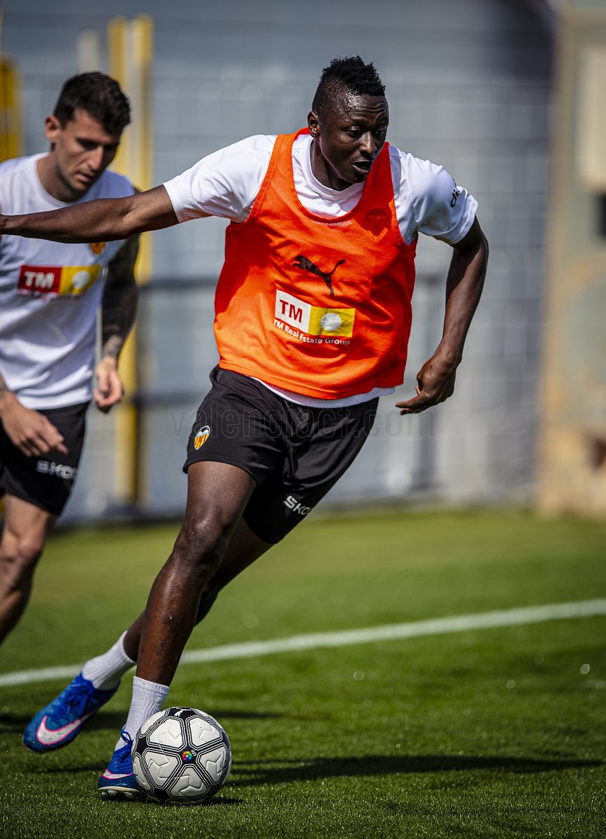 Valencia CF tweet media