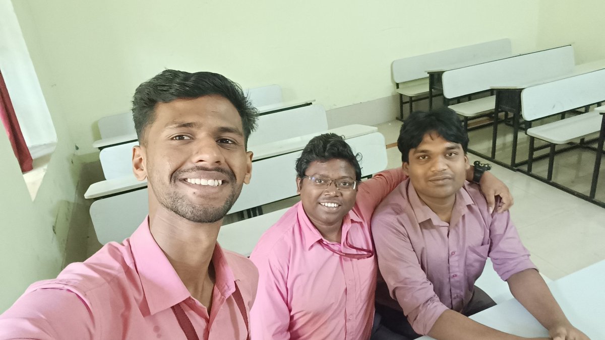 Sandeep_Jamuda's tweet image. We may not Meet again, but still always remain live in the Hearts, Awesome Circle Awesome Our Class Days. Cheer this Last Class. 🥹🙂😃

GACSNG Political Science 
Last Class Diary Batch 2024-2026

#studentlife #classroom #finalclass #classes #classlife #pgstudents #pglife