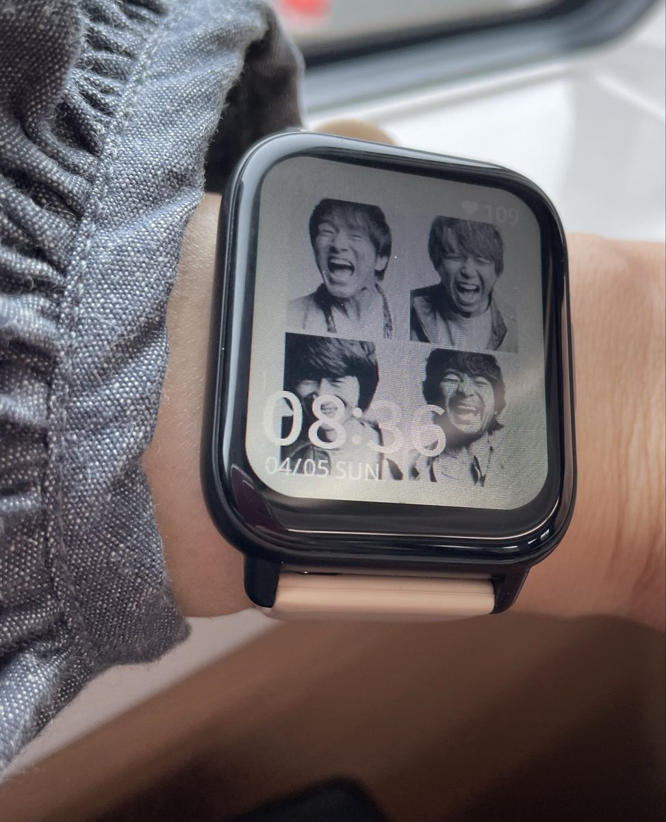 cheechanBoo's tweet photo. @miminco1213 初めまして😊
私のApple Watchもどきの待ち受けコレです
4/5ららアリーナ行く前の電車の中で🥰 https://t.co/bULwrRzieH