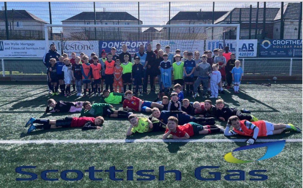 ScotFASouthWest's tweet photo. Fantastic visit to see @in_vics Easter Football camp yesterday alongside @ElaineStewartMP &amp; @scottishgas  Head of Community Wealth Building and Engagement @KarimAwadia. Loads of Smiles😊, Loads of Football ⚽️ and the Sun was shining 😎, everyone having a great time. https://t.co/RbLnhOU1RN