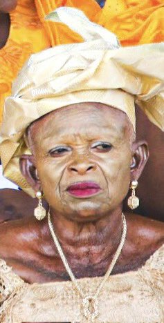 ✞243 spending.hl tweet media