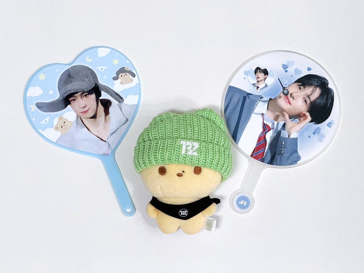 bearbit913's tweet photo. 미니우치와 샘플입니다🩵

⛧ bear ver 미니우치와는 제작하지 않습니다. 
→ 28*25 우치와 샘플 https://t.co/GXe7upm3ma

⛧ 금일 23시 59분에 주문 마감입니다. 은행 점검 시간에 유의하시어 주문 부탁드립니다.ᐟ https://t.co/WHbkOD3Cdc