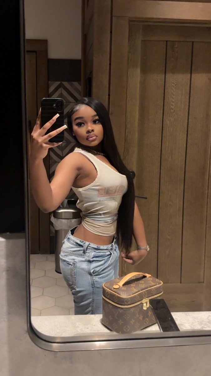 baby trin tweet media