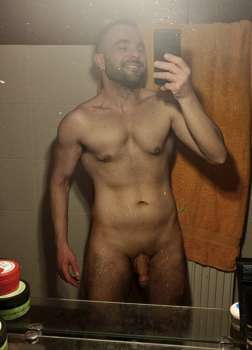 Nicko_miko tweet media