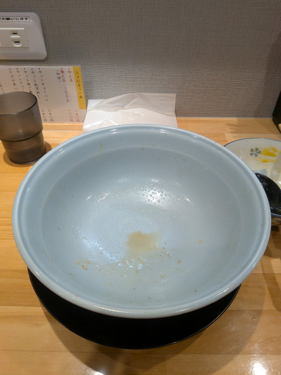 じゃっく ど もれい tweet media