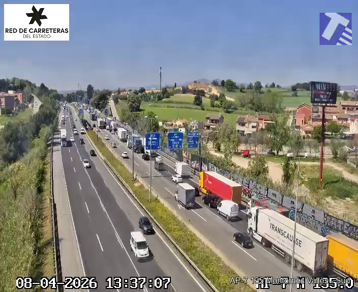 transit's tweet image. 🔴 #Retencions a l'AP-7 de Montornès del Vallès a Mollet del Vallès en sentit Tarragona a causa d'un #accident 

❌ Un carril tallat