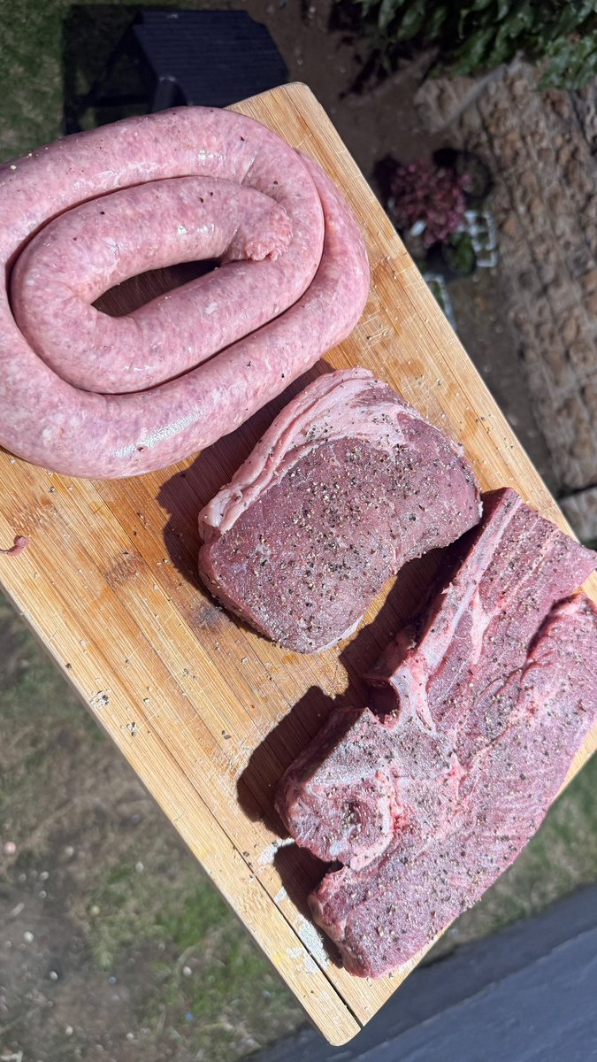 SagewaseSouthAh's tweet photo. From your girlies Sunday Saltiness (F1) to Potjie Kos (F2) or a refined Surf and Turf (F3), #Sawoti is always at the heart of my cooking.
My dry aged steaks are always finished simply with #Matswai (F4) and pepper.
#Cerebos #Salt #101Uses #FreeFlowing #AlwaysReady https://t.co/BzEq3B783T